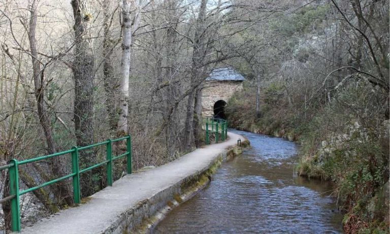 Ruta de Los Molinos de Folgoso de la Ribera