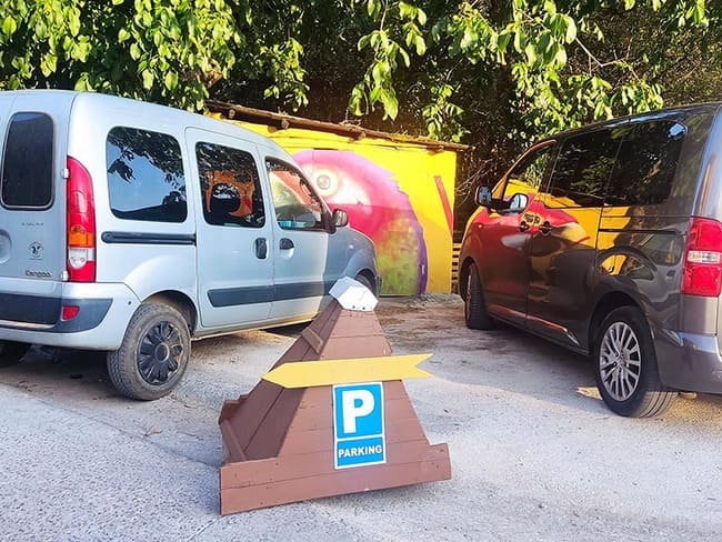 parking ruta de la mina de Hierro en Ocero