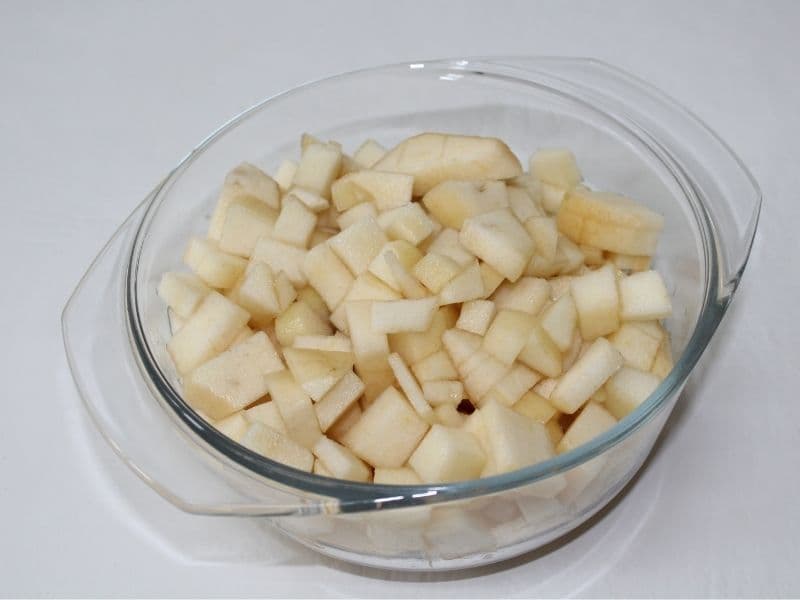 pera conferencia cortada en dados